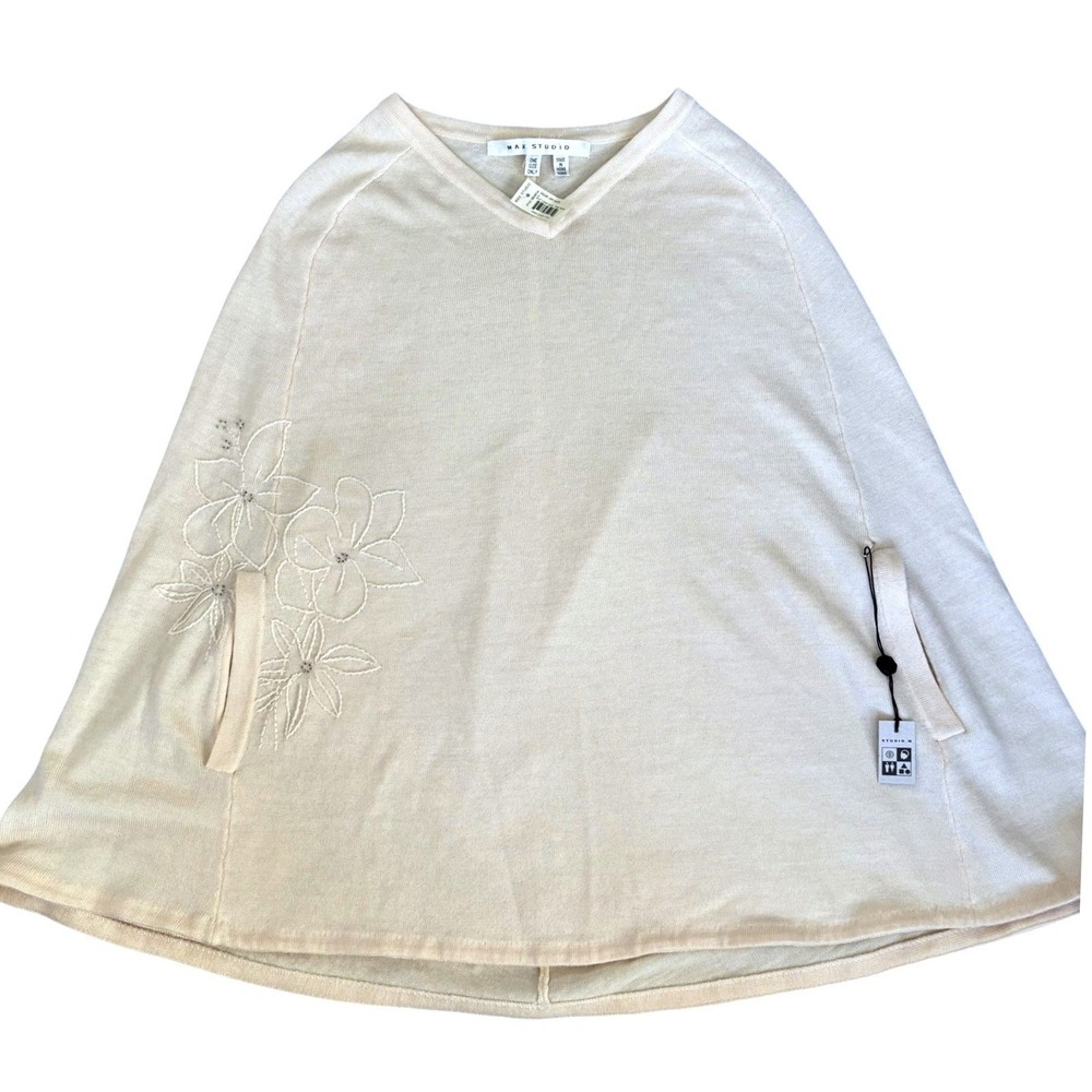 NWT Max‎ Studio 100% Wool Cape Off White One Size Winter Embroidered Floral